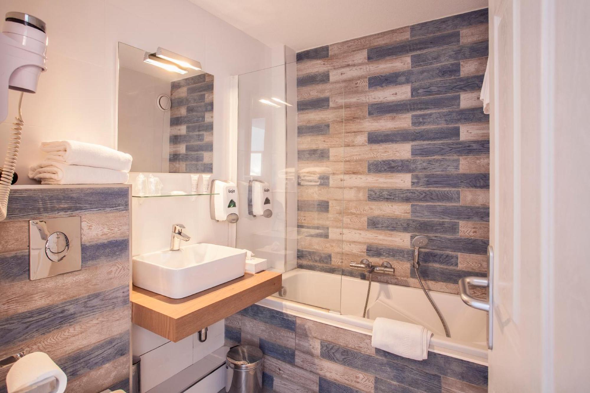 Le Neptune & Spa Propriano  Luaran gambar