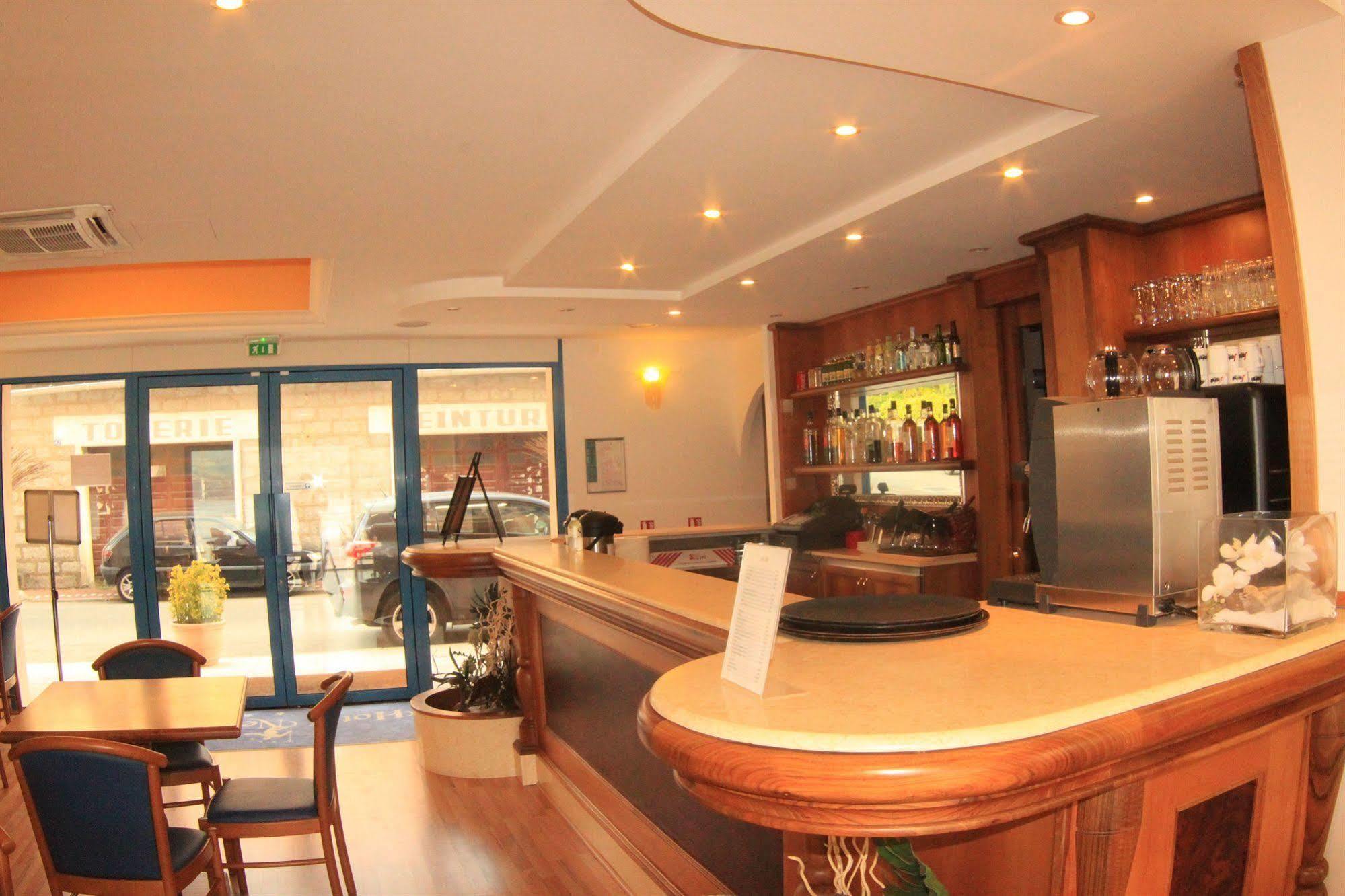 Le Neptune & Spa Propriano  Luaran gambar