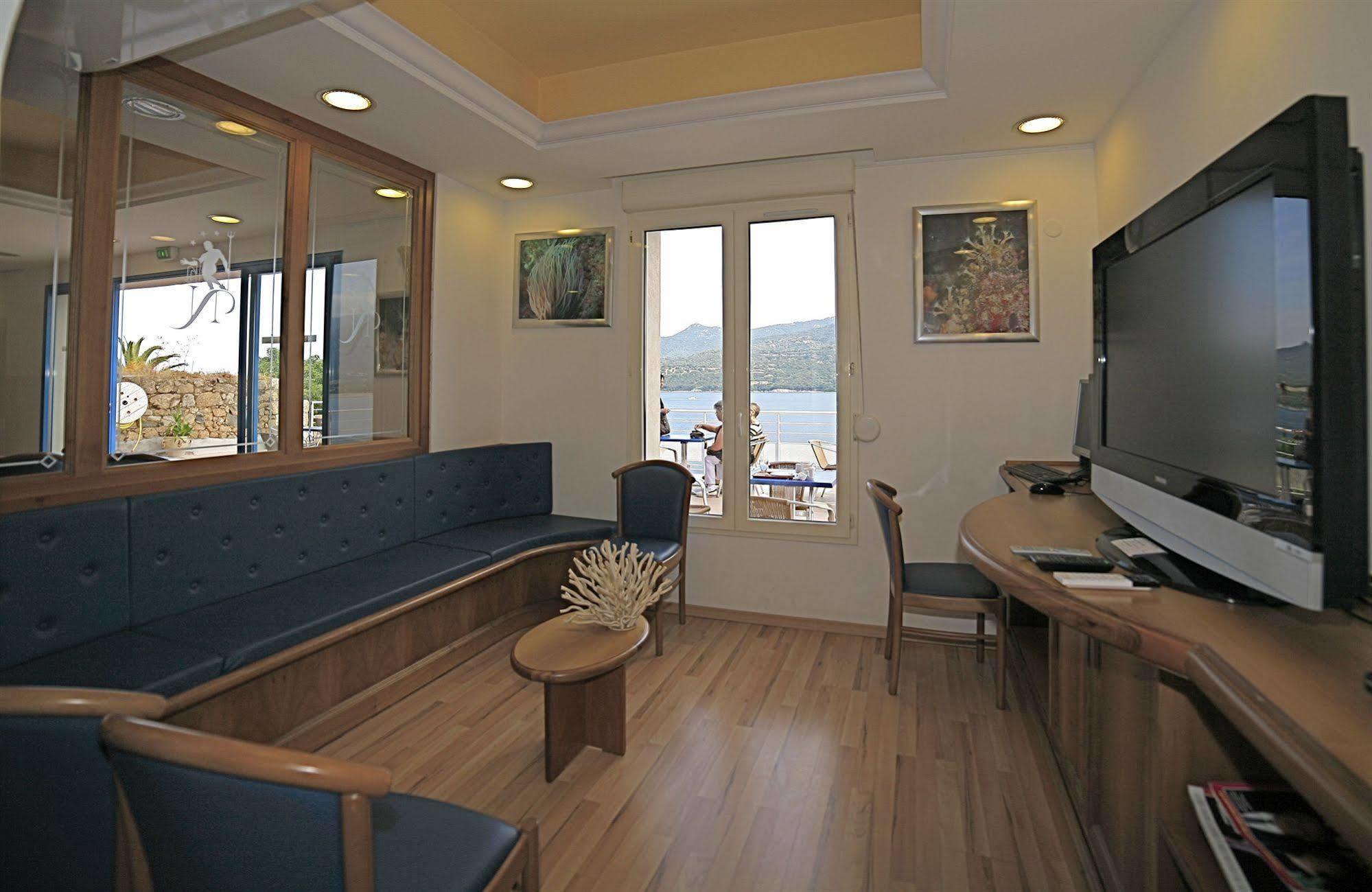 Le Neptune & Spa Propriano  Luaran gambar